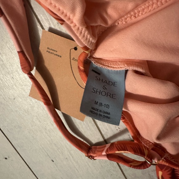 Shade & Shore Peach and Coral Swimsuit - Picture 4 of 4